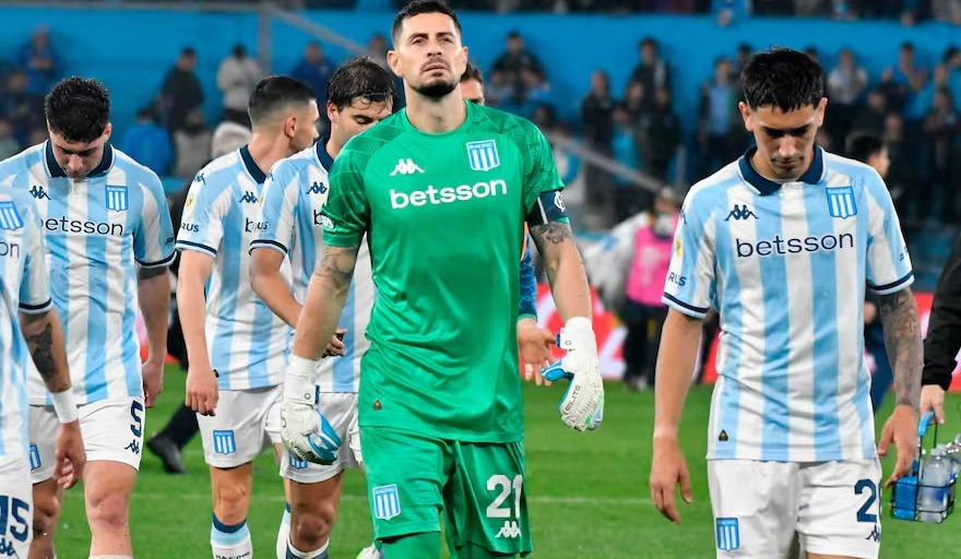 Racing se hunde en el Cilindro: derrota ante Unión y crisis en el Clausura